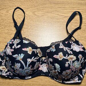 Victoria's Secret Black Lace Bra